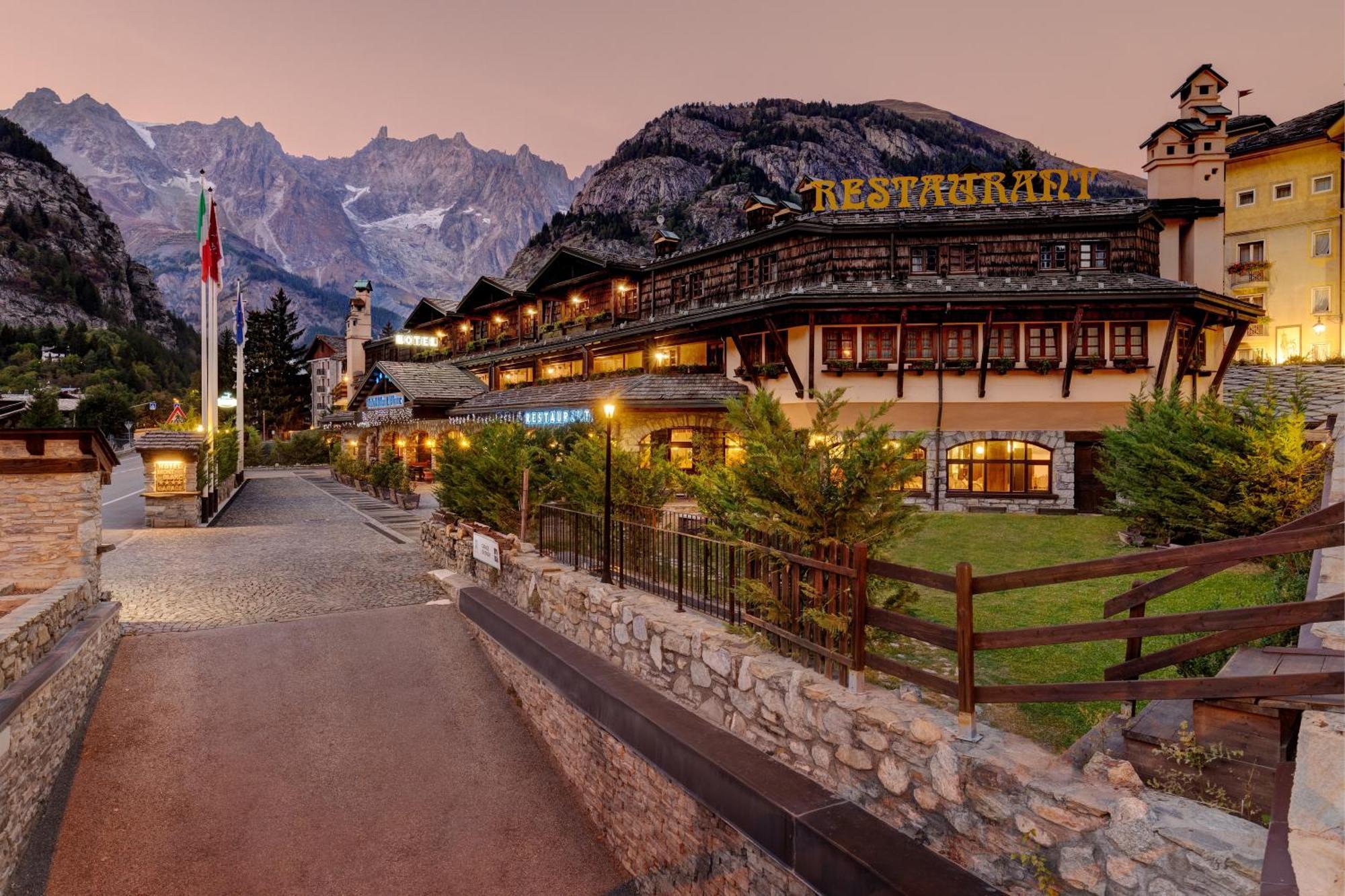 iH Hotels Courmayeur Mont Blanc Buitenkant foto